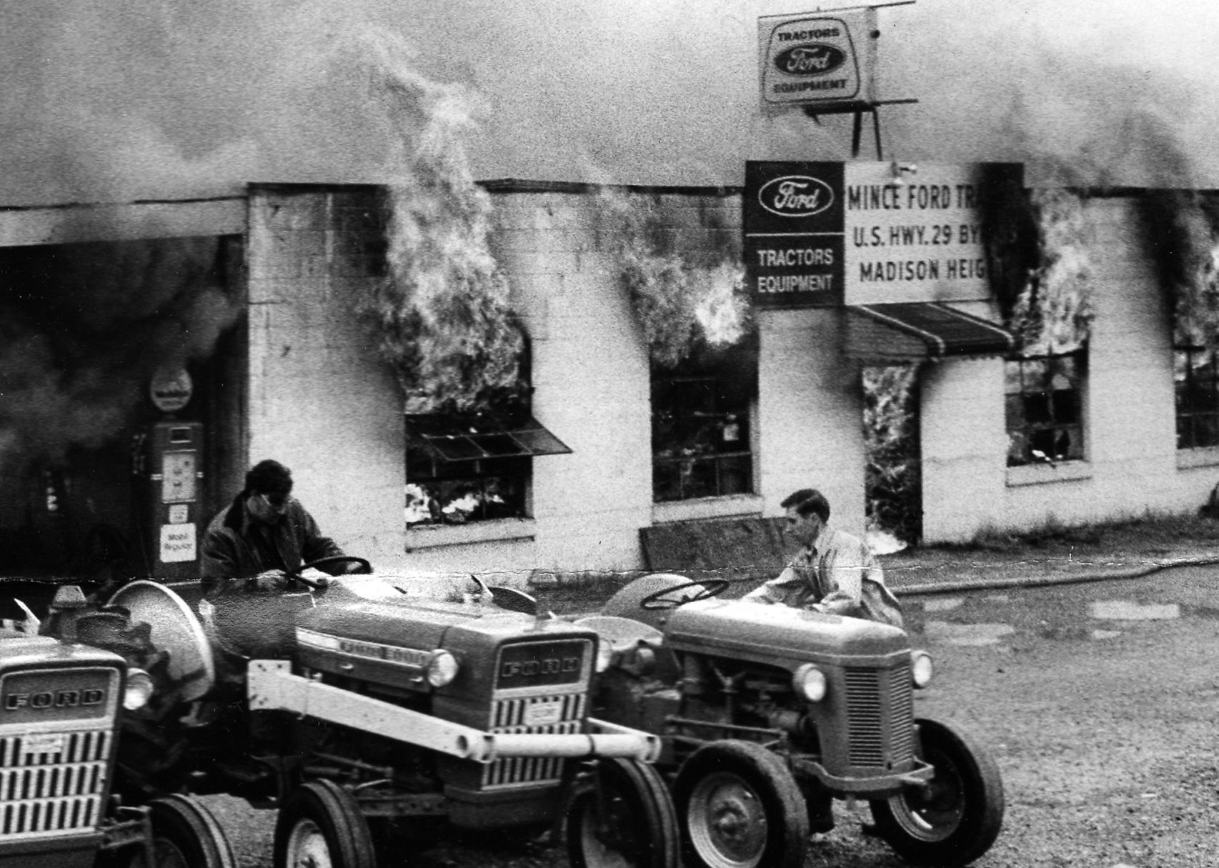 1973-03-16 Tractor Sales Fire
